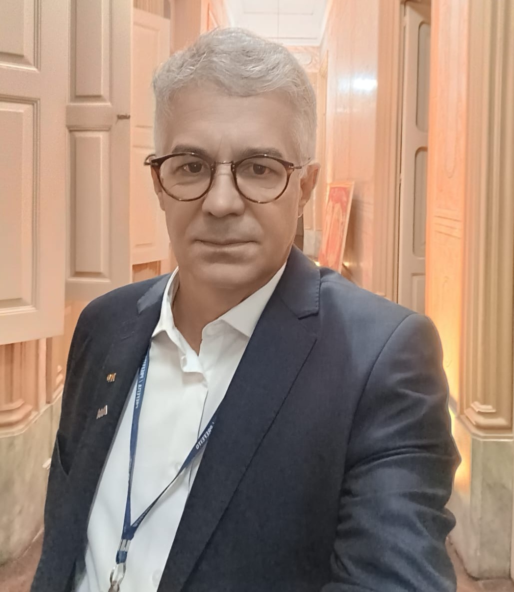 Foto da palestrante Luciana