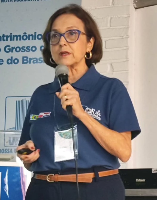 Foto da palestrante Arlinda